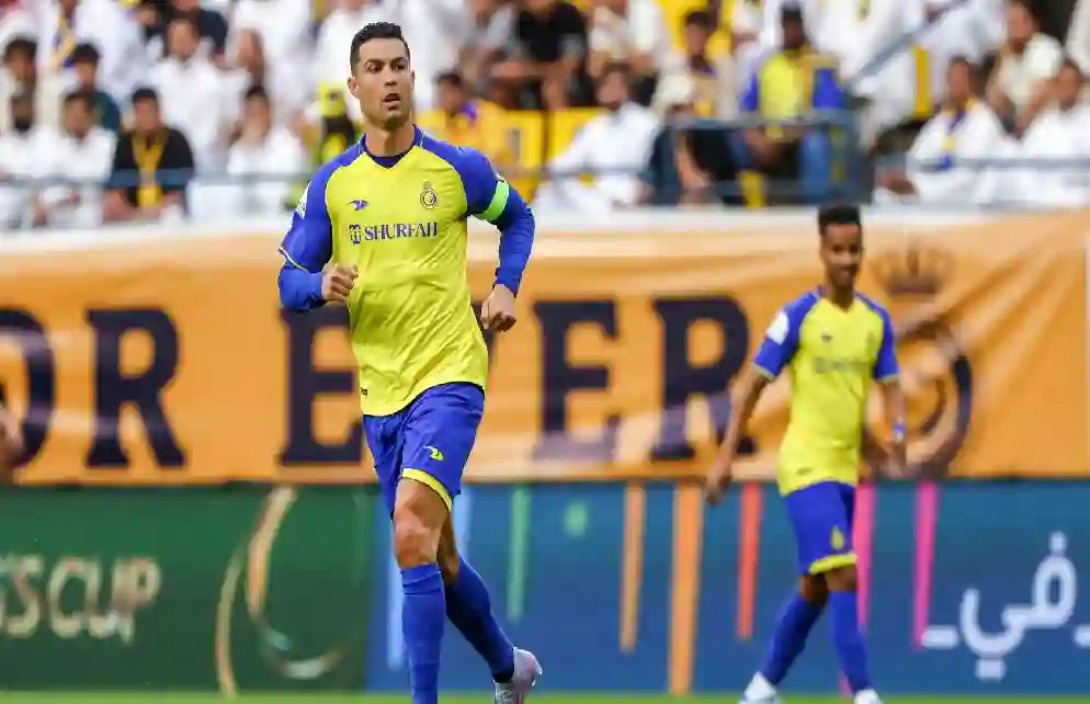 الهلال ينصف كريستيانو بطريقته الخاصة.. سقوط مدوٍ للسيتي في المونديال