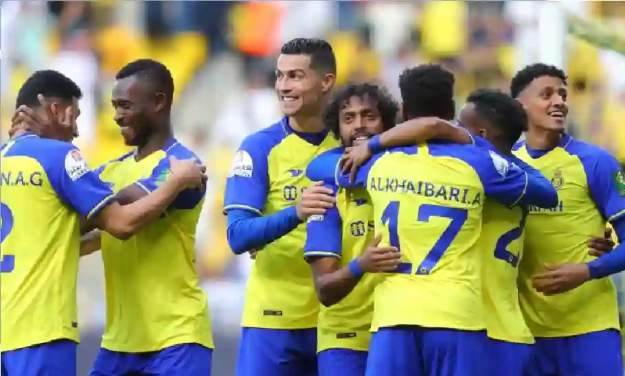 نجم الدفاع في النصر يواصل مسلسل الأخطاء