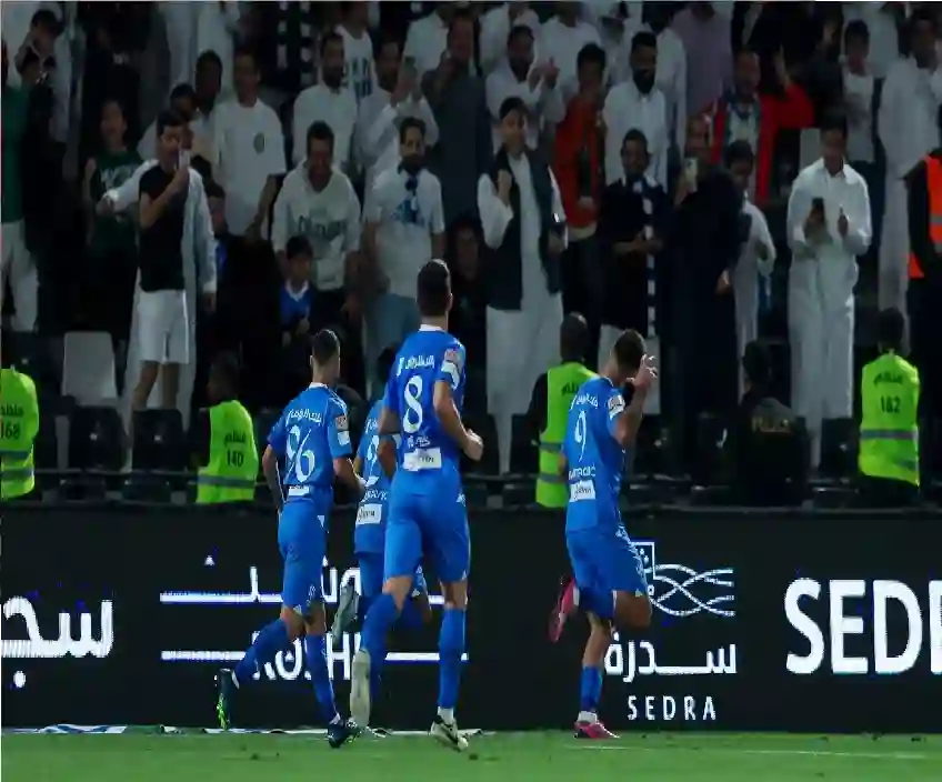 الهلال يفاجئ جماهيره بقرار رحيل ثنائي الفريق