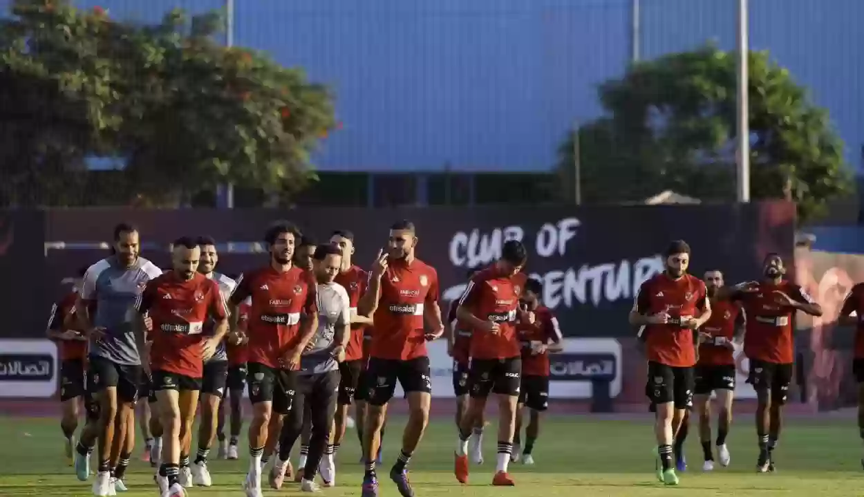 مستقبل نجم الأهلي المصري في خضم المنافسة الشرسة بالدوري السعودي