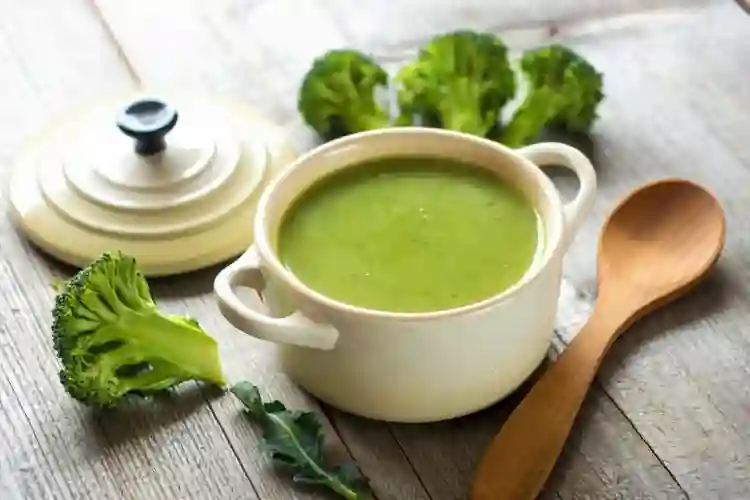 شوربة البروكلي