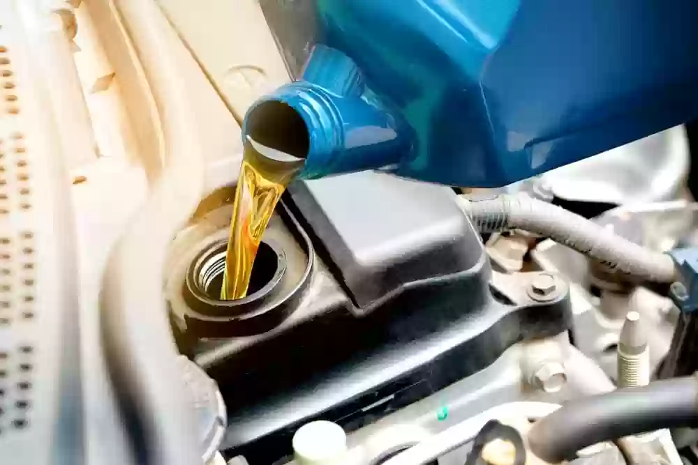 تغيير زيت السيارة