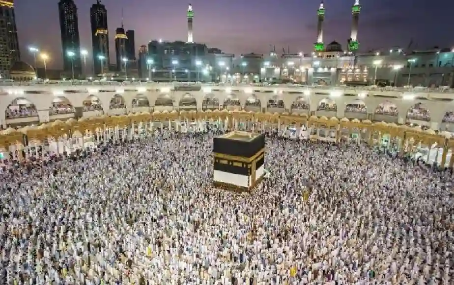 آخر موعد لخروج المعتمرين من السعودية