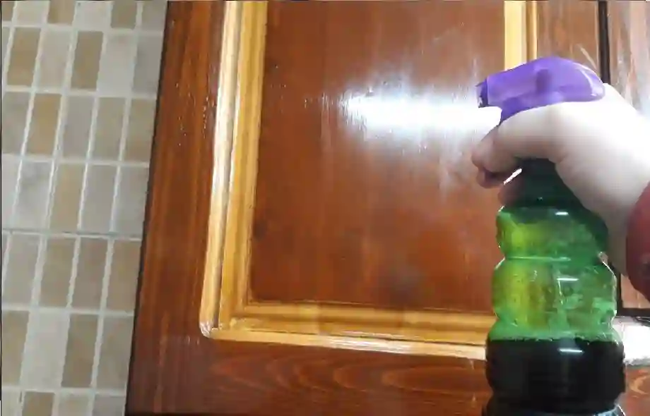 طريقة سحرية لتنظيف الخشب القديم والموبليا