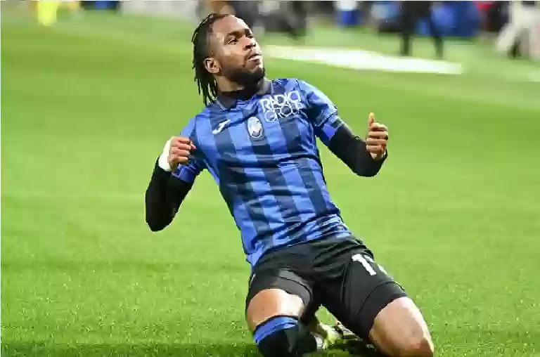 صفقة مدوية على أعتاب النصر
