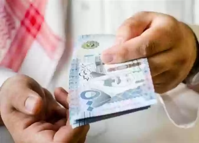 العملات