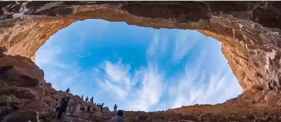 كهف عين هيت