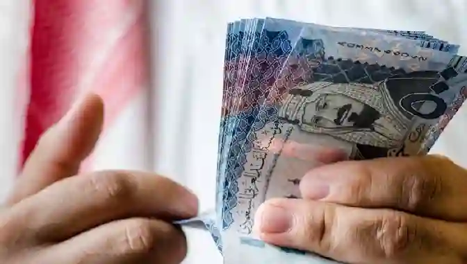 سعر 1000 ريال سعودي امام الجنيه المصري اليوم