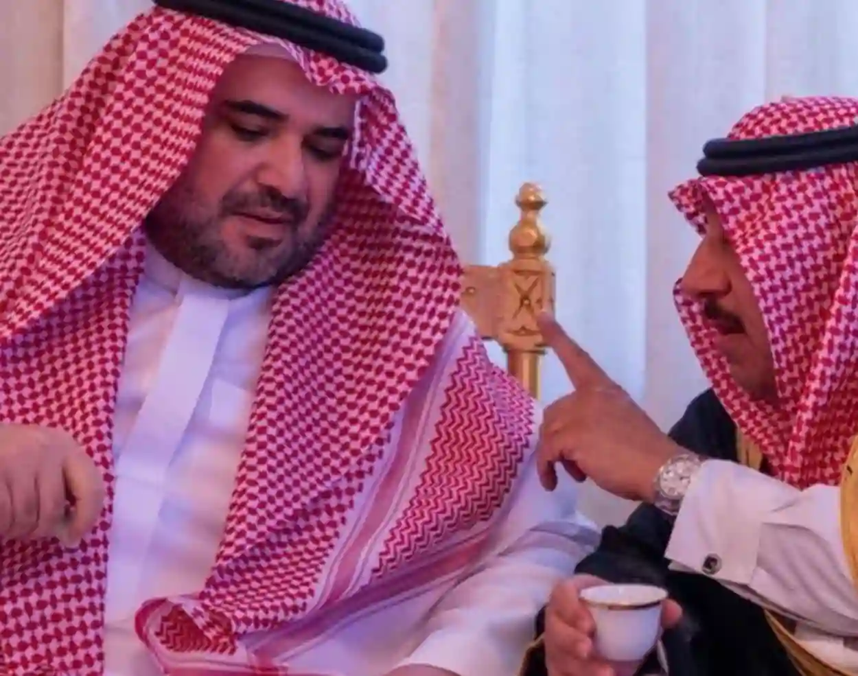سعود القحطاني يعود للواجهة