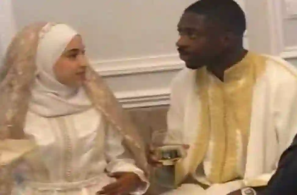 شاهد زوجة ديمبلي تسرق الأنظار بإطلالة محتشمة 
