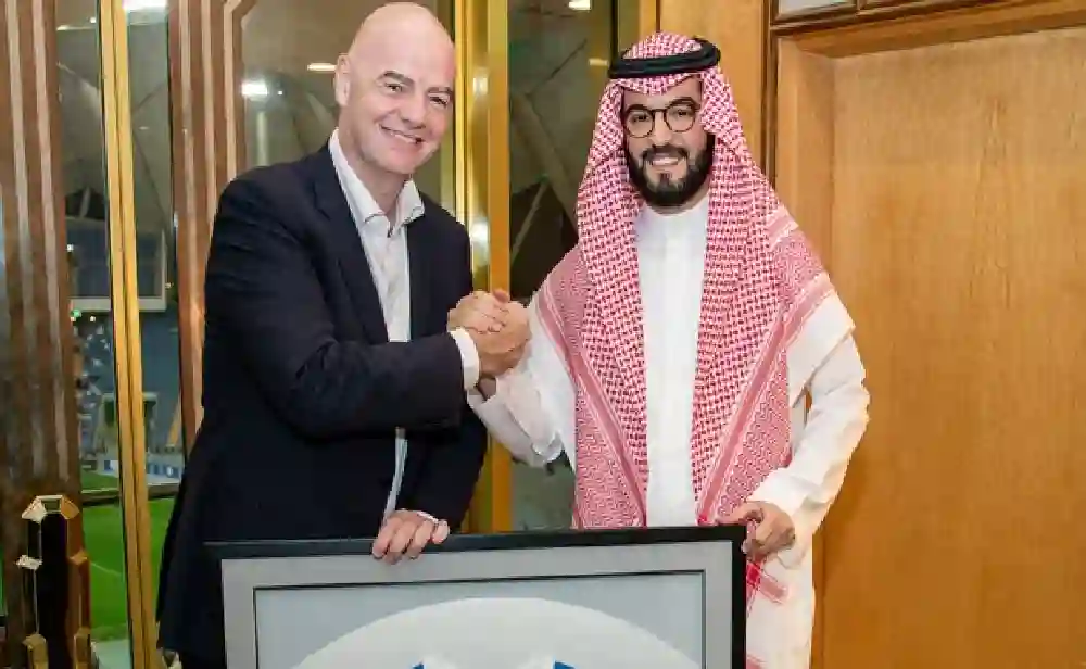 لغز غياب فهد بن نافل عن بعثة الهلال إلى أمريكا