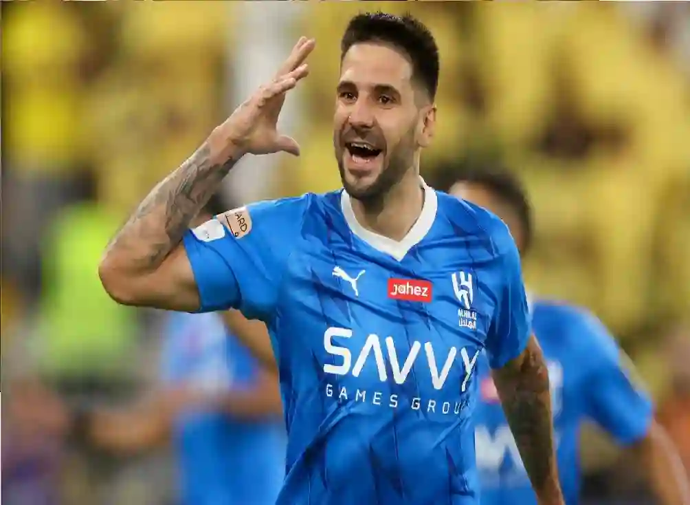 ميتروفيتش يحسم موقفه من موقعة الهلال وسالزبورغ