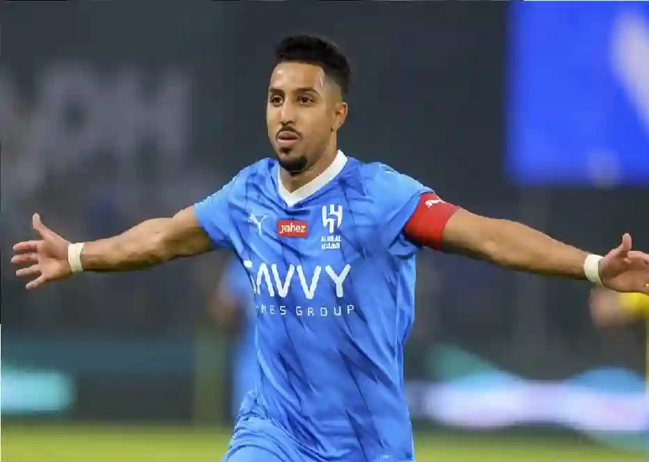 هل انتهت حكاية سالم الدوسري مع الهلال؟