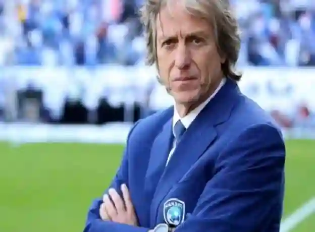 مدرب الاتحاد السابق الأقرب لخلافة خيسوس في الهلال