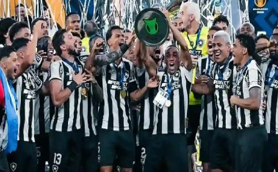 نجم دوري روشن على رادار بوتافوجو البرازيلي