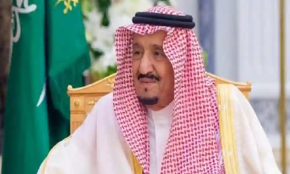 السعودية تكشف حقيقة إلغاء تأشيرة الزيارة العائلية