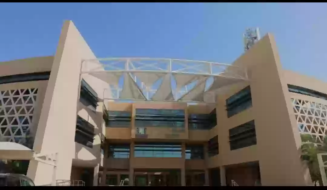 صور الجامعة العربية المفتوحة بالرياض