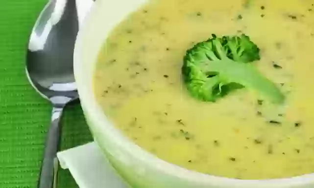 شوربة البروكلي