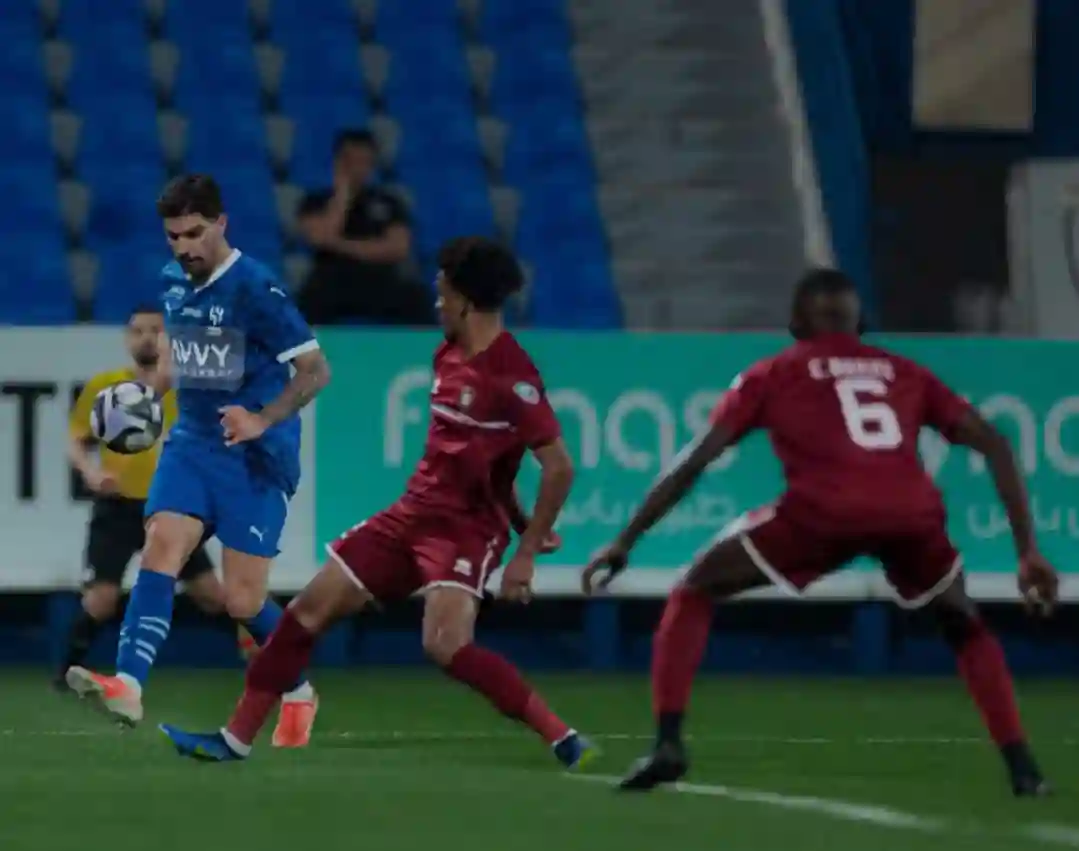 الهلال والدرعية