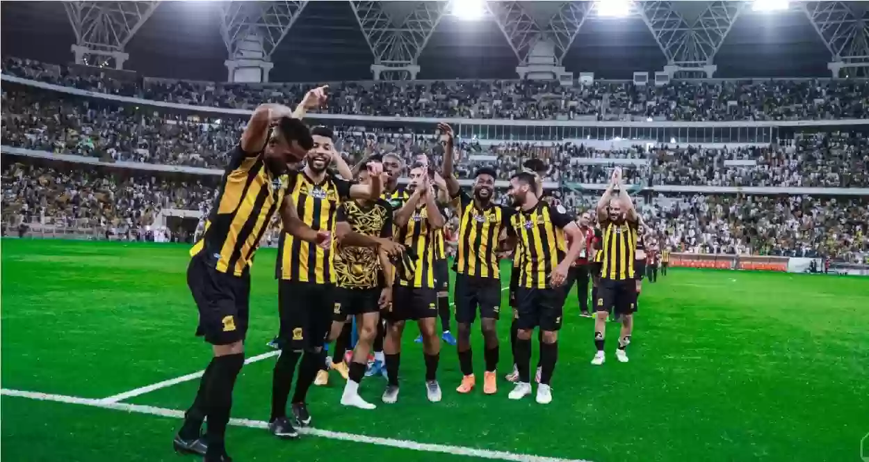 الأحمدي يهاجم أسعار تذاكر مباراة الاتحاد والاتفاق
