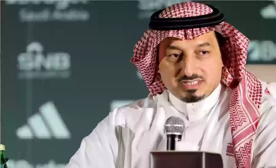 المسحل يواجه الانتقادات بتصريح ناري بعد إقصاء السعودية